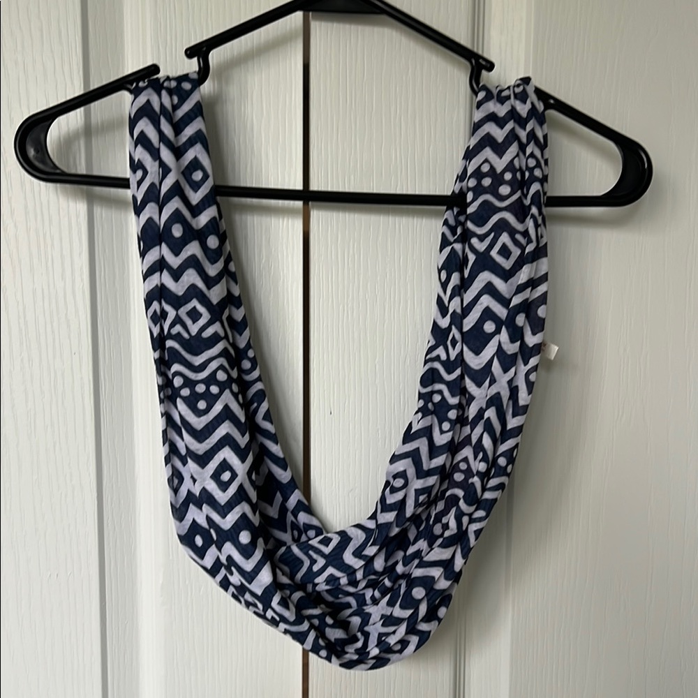 Navy and White Patterned Scarf
